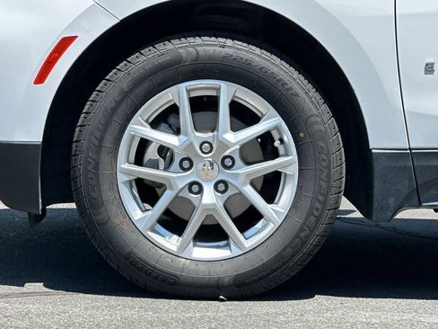 Used 2024 Chevrolet Equinox LT AWD/4WD image 27