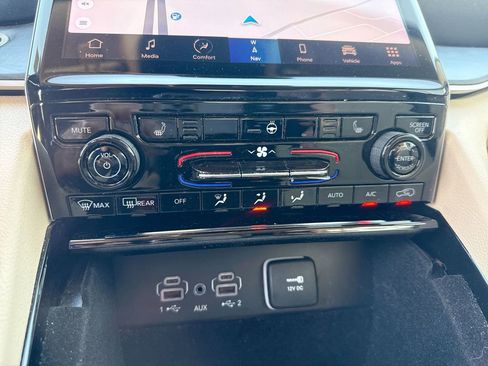 Used 2021 Jeep Grand Cherokee L Limited w/ Trailer Tow Group (B) image 13