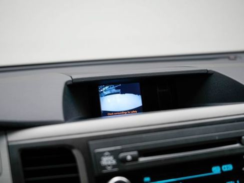 Used 2014 Toyota Sienna XLE FWD image 22