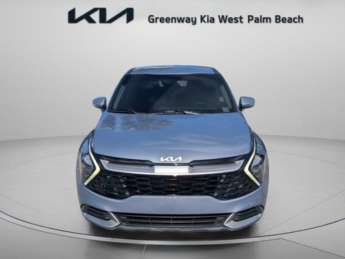Used 2023 Kia Sportage EX FWD image 2