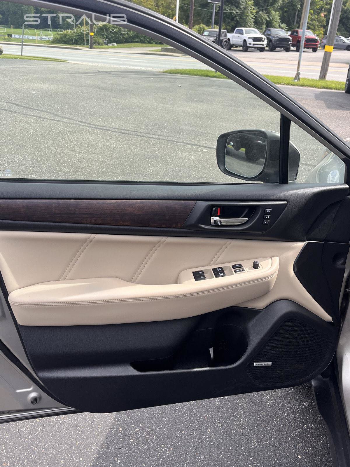 Used 2019 Subaru Outback 2.5i Limited w/ Popular Package #2 AWD/4WD image 15