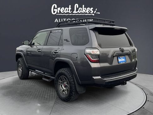 Used 2020 Toyota 4Runner TRD Off-Road Premium w/ Moonroof Package AWD/4WD image 3