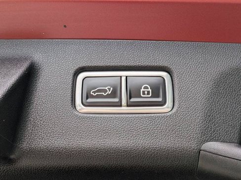 Certified 2022 Kia Sorento SX AWD/4WD image 11