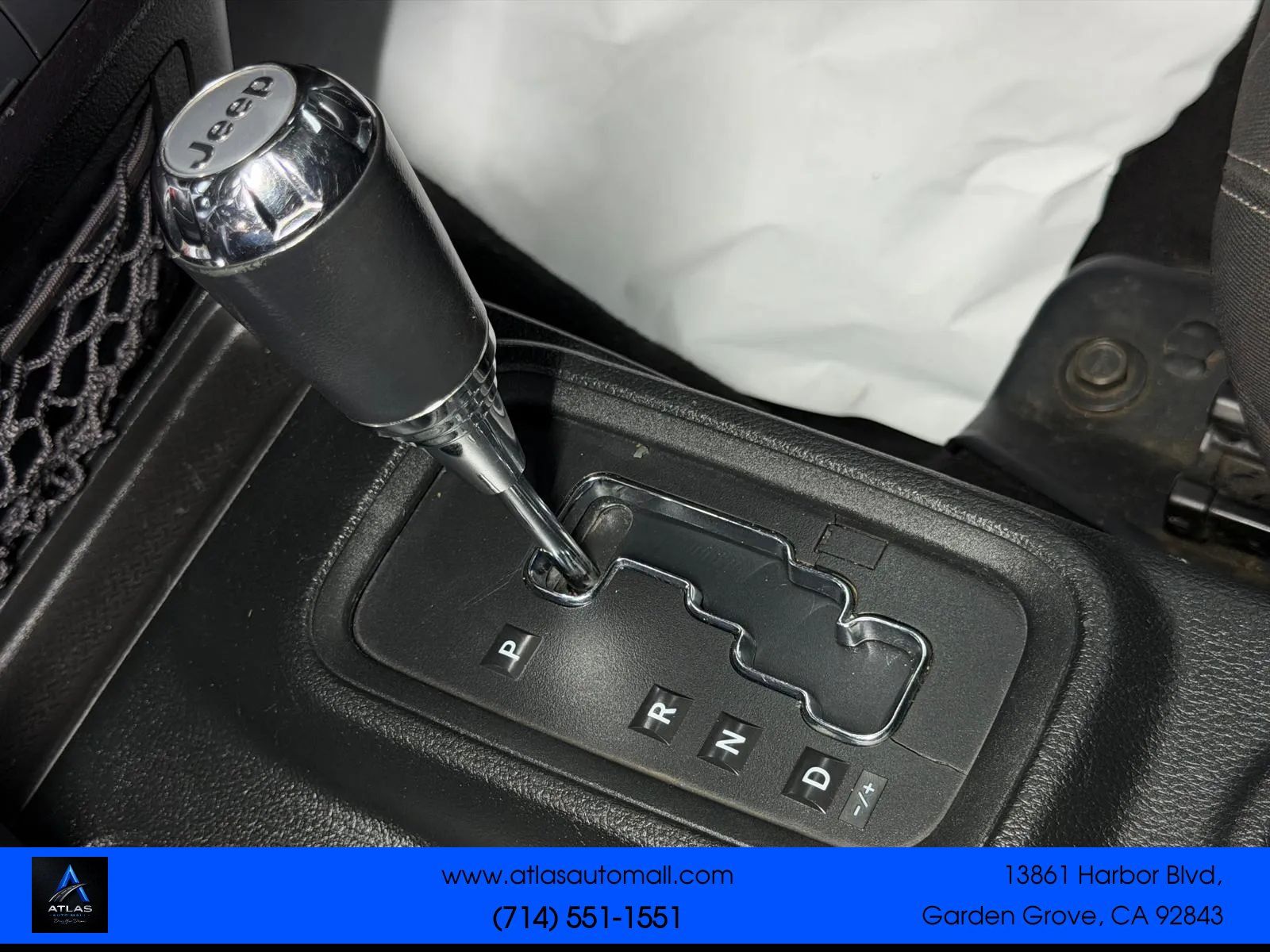 Used 2018 Jeep Wrangler Unlimited Sahara AWD/4WD image 28