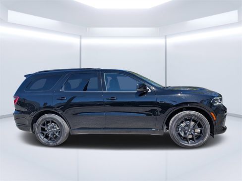 New 2026 Dodge Durango GT image 2