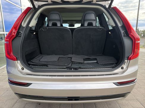 Certified 2023 Volvo XC90 T8 Plus w/ Protection Package Premier AWD/4WD image 9