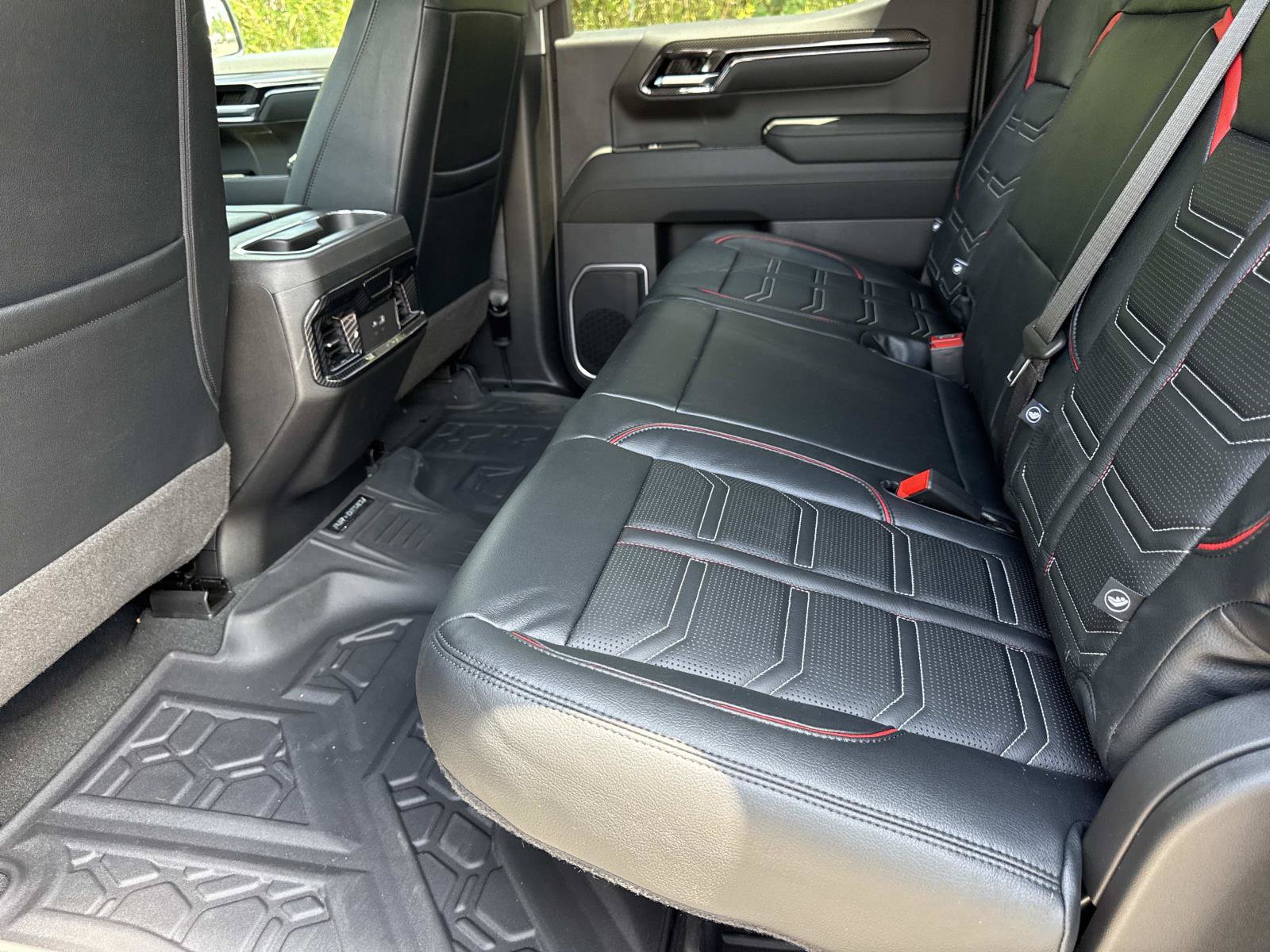 New 2026 Chevrolet Silverado 1500 RST AWD/4WD image 10