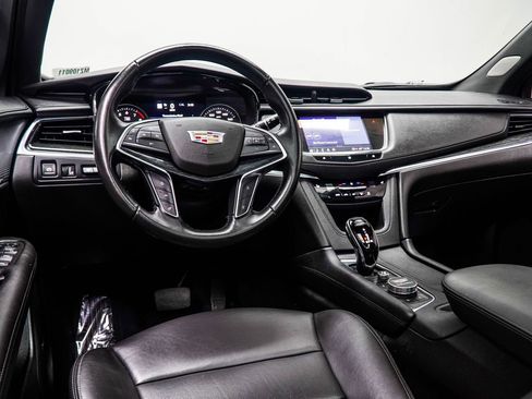 Used 2021 Cadillac XT5 Premium Luxury FWD image 5