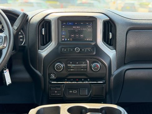 Used 2021 Chevrolet Silverado 1500 Custom Trail Boss w/ Safety Confidence Package AWD/4WD image 11