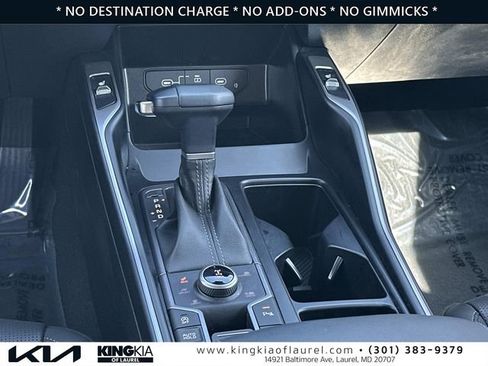 Used 2025 Kia Sorento EX AWD/4WD image 7