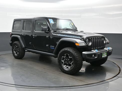 Used 2021 Jeep Wrangler Unlimited Rubicon 4xe w/ Cold Weather Group AWD/4WD image 11