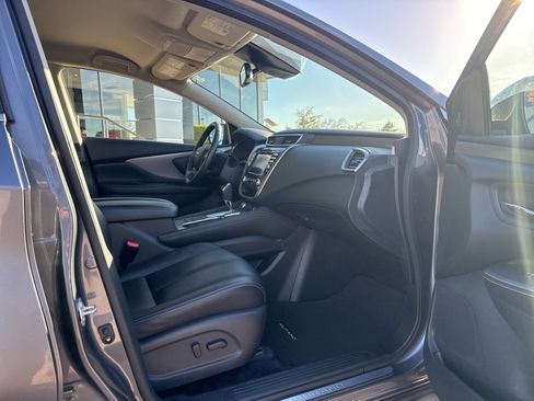 Used 2023 Nissan Murano SV w/ Cargo Package image 20