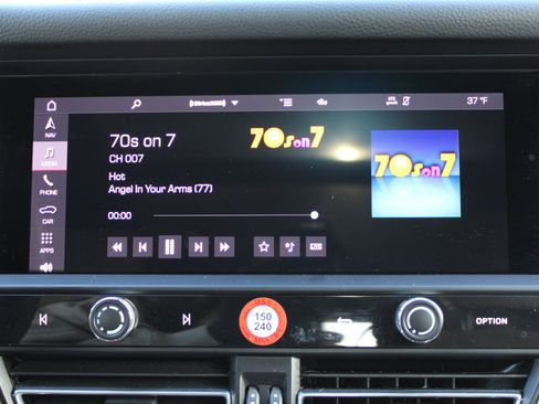 Used 2022 Porsche Macan S image 17