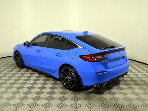 Used 2023 Honda Civic Sport Touring image 9