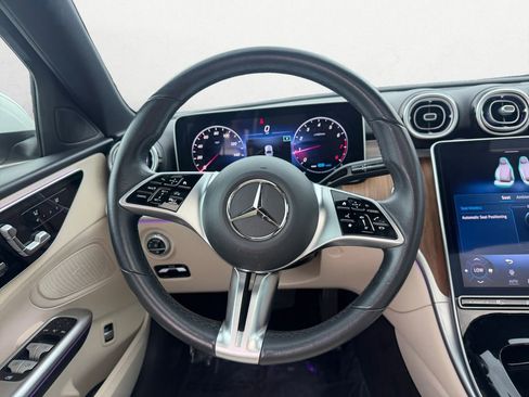 Used 2022 Mercedes-Benz C 300 Sedan image 12