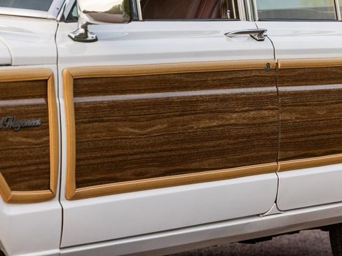 Used 1989 Jeep Grand Wagoneer AWD/4WD image 84