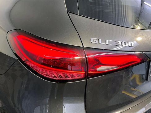 New 2026 Mercedes-Benz GLC 300 4MATIC image 5