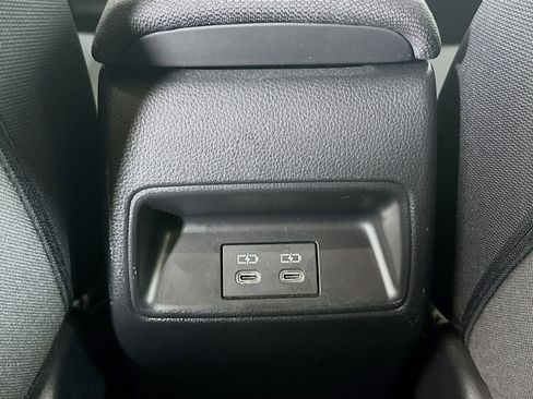 Used 2024 Toyota Corolla LE image 32