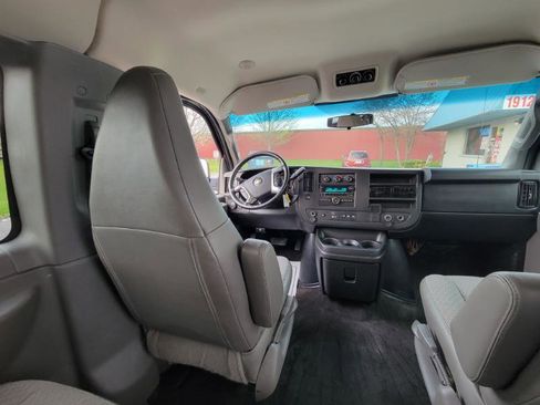 Used 2016 Chevrolet Express 2500 LS image 30