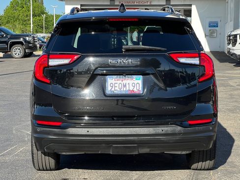 Used 2023 GMC Terrain SLE w/ Driver Convenience Package AWD/4WD image 6