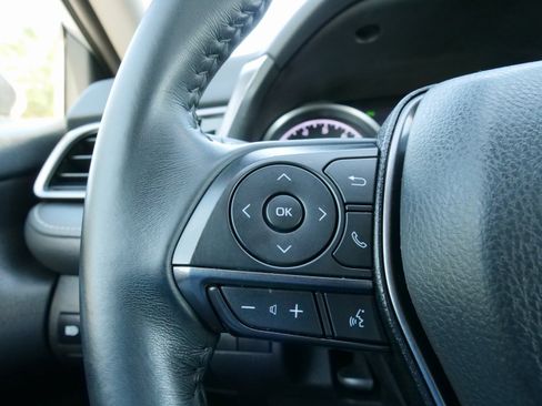 Used 2022 Toyota Camry SE w/ Convenience Package image 23