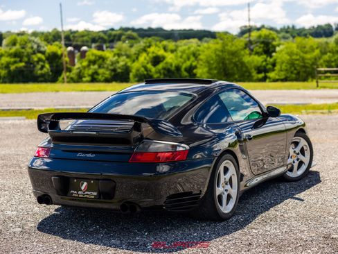Used 2001 Porsche 911 Turbo image 17