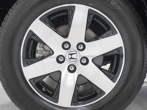 Used 2014 Honda Ridgeline SE image 28