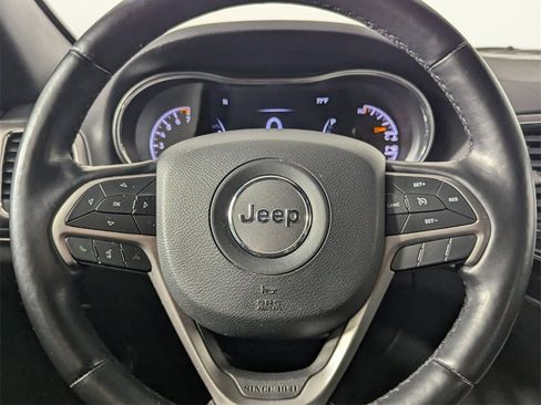 Used 2021 Jeep Grand Cherokee Limited w/ Luxury Group II image 16