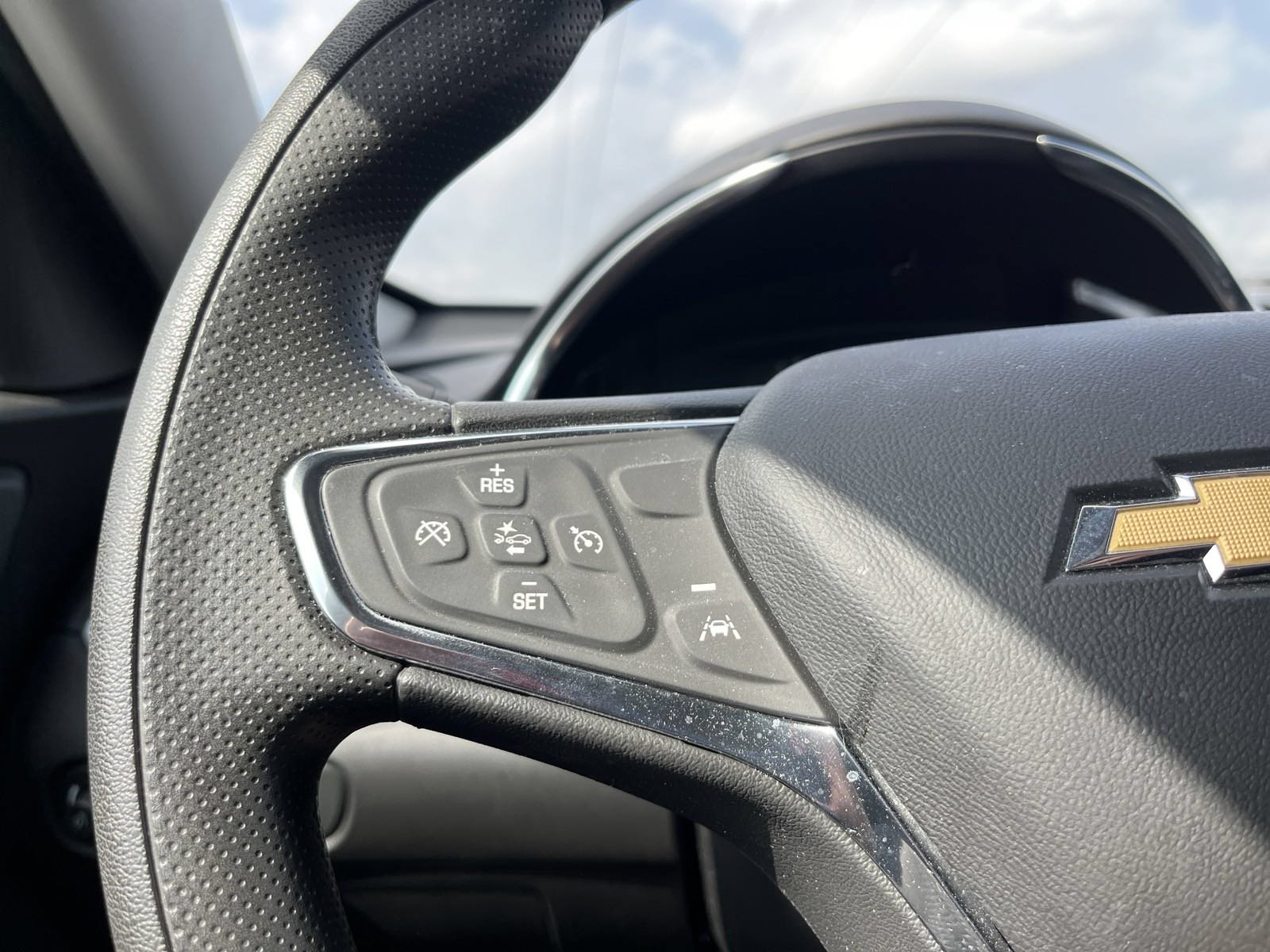 Used 2021 Chevrolet Malibu LT FWD image 11