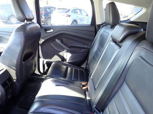 Used 2018 Ford Escape SEL image 11