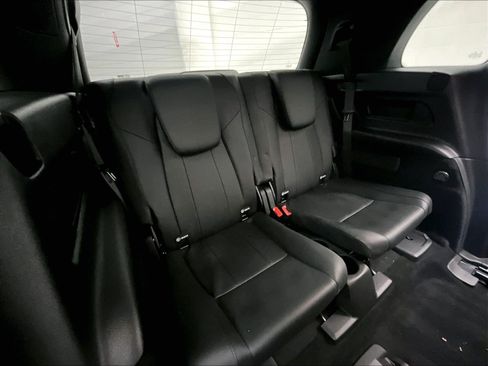 Certified 2022 Mercedes-Benz GLB 250 4MATIC image 35