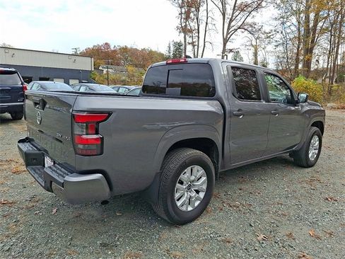Used 2023 Nissan Frontier SV w/ SV Convenience Package image 16