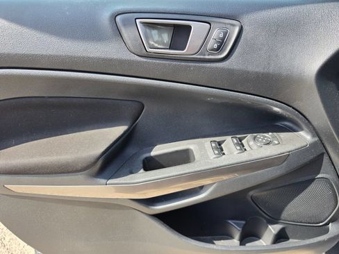 Used 2020 Ford EcoSport SE w/ SE Convenience Package FWD image 5