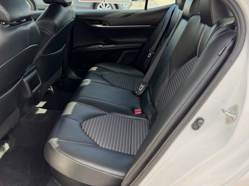 Certified 2022 Toyota Camry SE image 30