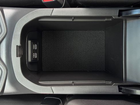 Used 2024 Toyota RAV4 XLE w/ Convenience Package image 27