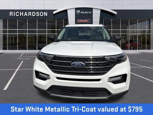 Used 2024 Ford Explorer XLT w/ Equipment Group 202A AWD/4WD image 4