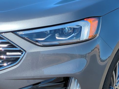 Used 2024 Ford Edge Titanium w/ Equipment Group 301A image 9