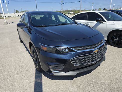 Used 2016 Chevrolet Malibu LT w/ Leather Package image 1