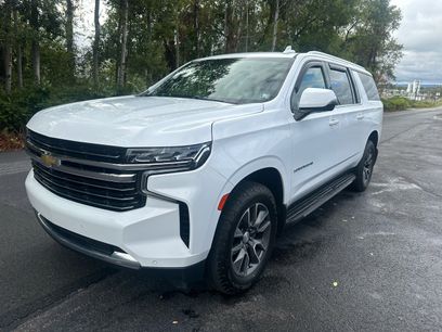 Used 2022 Chevrolet Suburban LT w/ LT Signature Plus Package