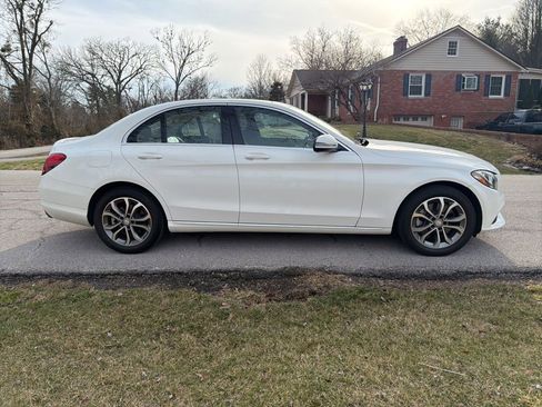 Used 2017 Mercedes-Benz C 300 4MATIC Sedan image 5