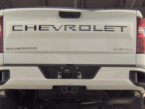 Used 2023 Chevrolet Silverado 1500 Custom AWD/4WD image 4