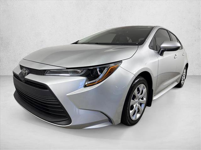 Used 2025 Toyota Corolla LE FWD image 7