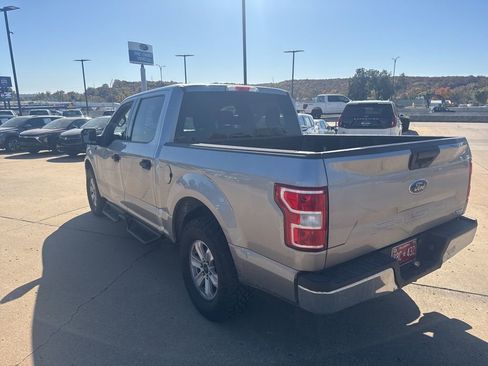 Used 2020 Ford F150 XLT image 4