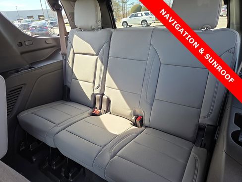 Used 2023 Chevrolet Tahoe Z71 w/ Luxury Package image 10