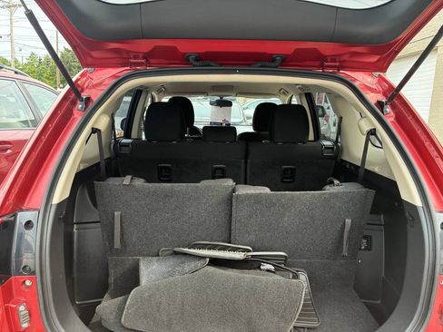 Used 2017 Mitsubishi Outlander SE AWD/4WD image 16
