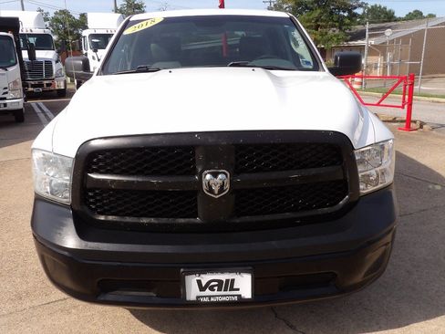 Used 2018 RAM 1500 Tradesman RWD image 9