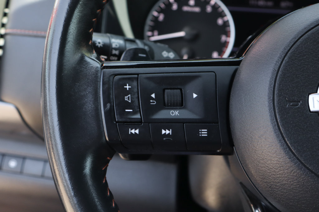 Used 2023 Nissan Pathfinder Rock Creek AWD/4WD image 22