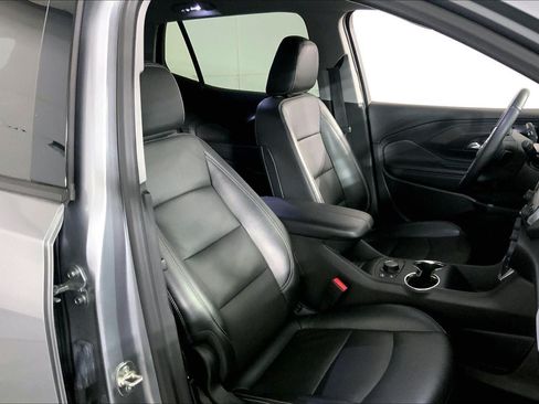 Used 2024 GMC Terrain SLT AWD/4WD image 7