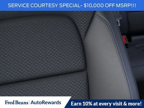 New 2025 Ford Escape SE image 19