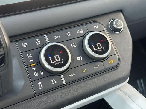 Certified 2025 Land Rover Defender 110 X-Dynamic SE AWD/4WD image 20